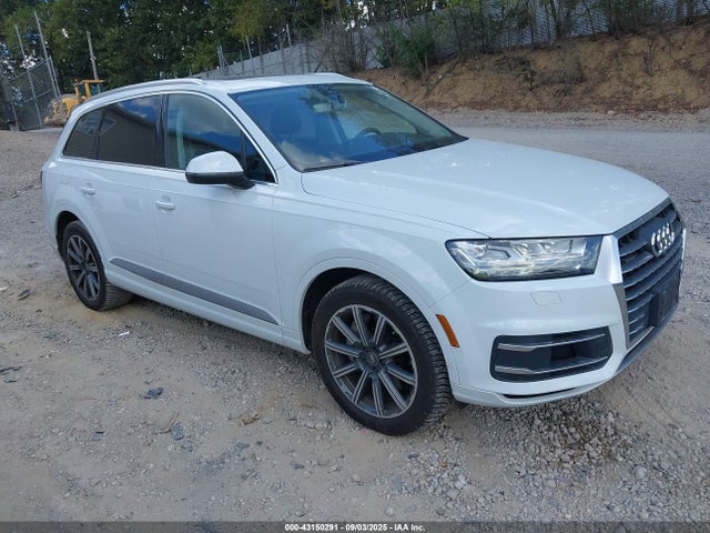 2017 AUDI Q7 WA1VAAF79HD002194 Photo 0