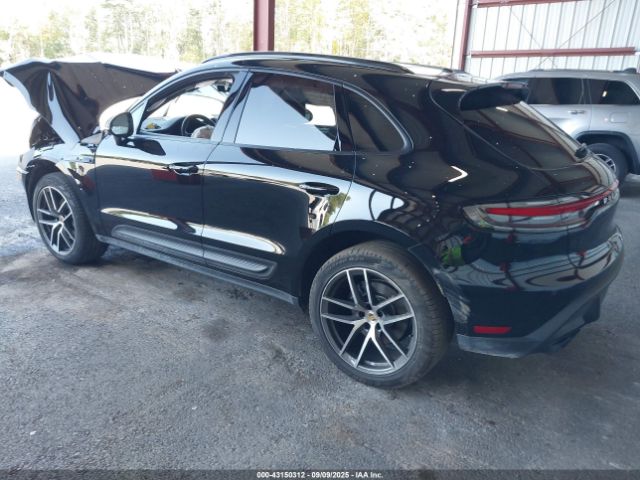 2024 PORSCHE MACAN WP1AA2A57RLB20587 Photo 2