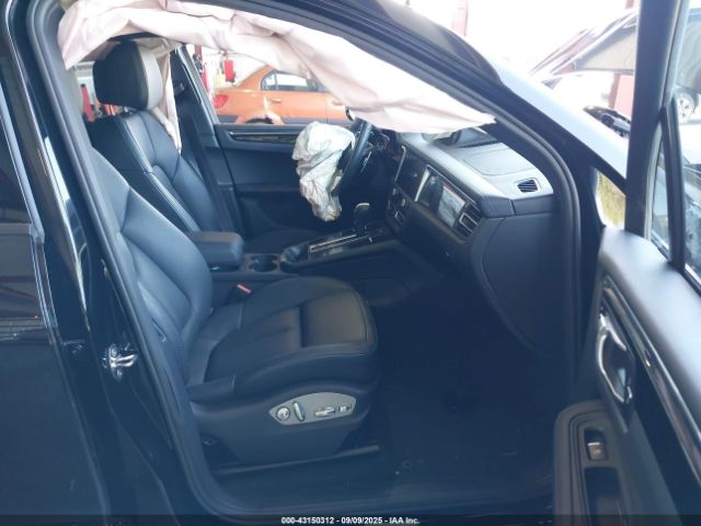 2024 PORSCHE MACAN WP1AA2A57RLB20587 Photo 4