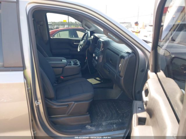 2023 GMC SIERRA 1500 1GTUUAED6PZ258522 Photo 4