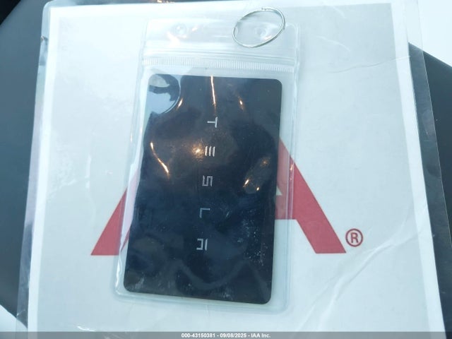 2024 TESLA MODEL Y 7SAYGDEE5RA327888 Photo 10