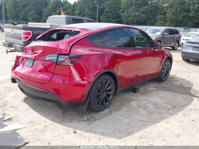 2024 TESLA MODEL Y 7SAYGDEE5RA327888 Photo 3