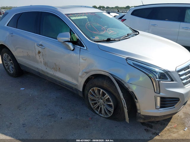 2017 CADILLAC XT5 1GYKNBRS1HZ255350 Photo 5