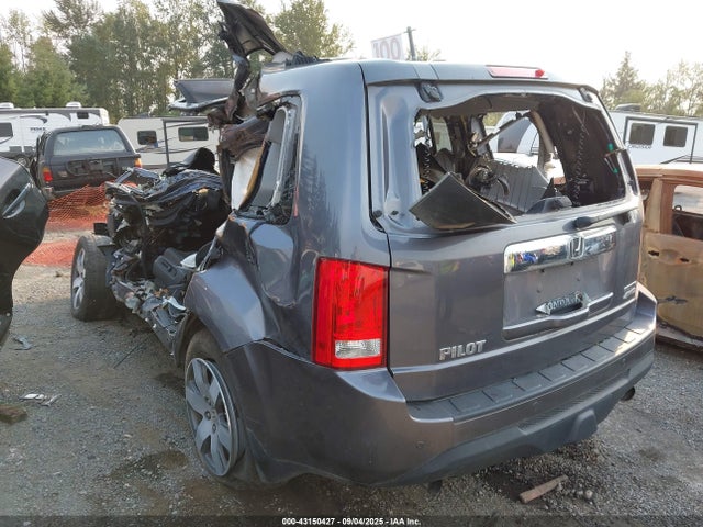 Honda j35z4 2015 5FNYF4H94FB039213 Image 3