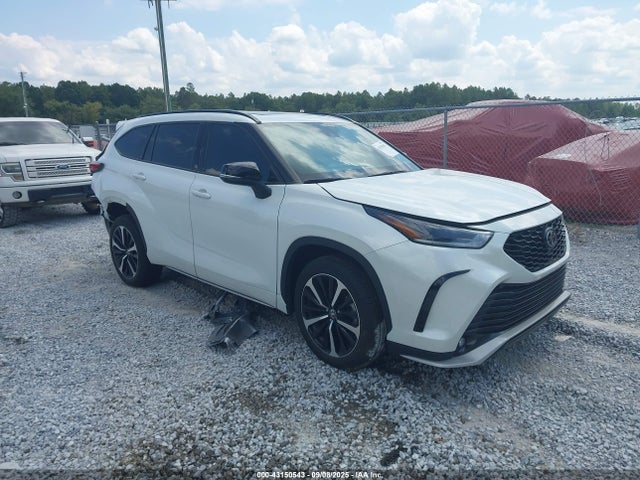 Продаж на аукціоні авто 2022 Toyota Highlander Xse, vin: 5TDLZRBH5NS256472, номер лоту: 43150543