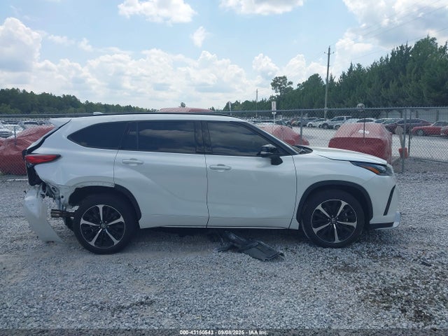 Продаж на аукціоні авто 2022 Toyota Highlander Xse, vin: 5TDLZRBH5NS256472, номер лоту: 43150543