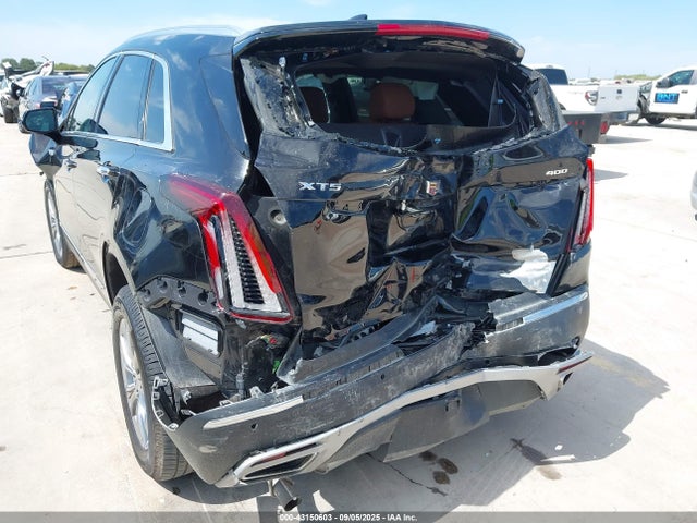 1GYKNCRS9MZ152743 Cadillac lgx