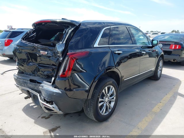 2021 CADILLAC XT5 1GYKNCRS9MZ152743 Photo 3