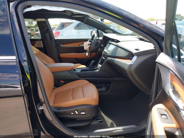 2021 CADILLAC XT5 1GYKNCRS9MZ152743 Photo 4