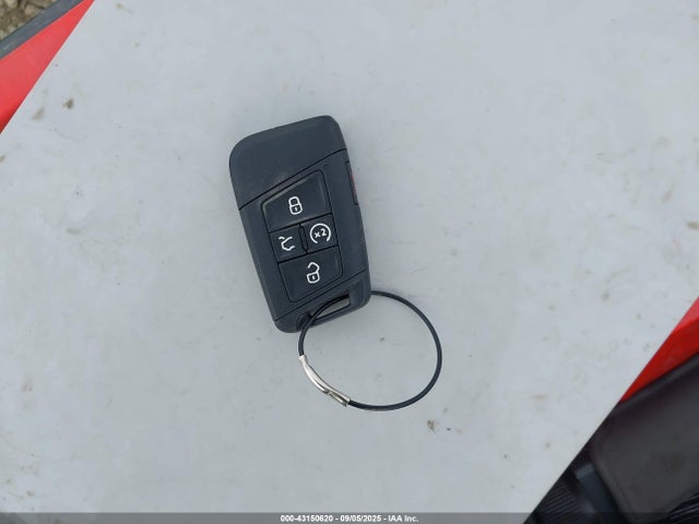 3VV3B7AX9NM137990 Volkswagen Tiguan