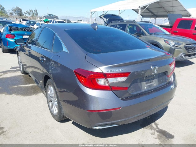 Honda l15be 2018 1HGCV1F17JA014396 Image 3
