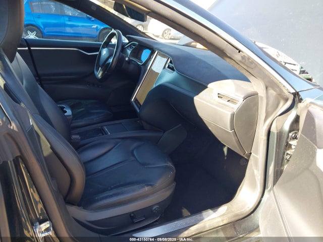 2015 TESLA MODEL S 5YJSA1H26FFP67069 Photo 4
