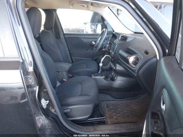 ZACCJBAW0GPE36974 Jeep Renegade