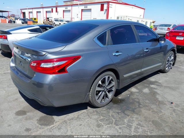 1N4AL3AP0GC146910 Nissan 2016