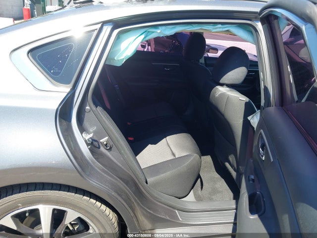 1N4AL3AP0GC146910 Nissan 2016