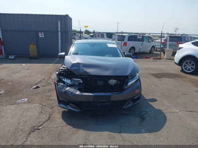 JHMZC5F17JC017808 Honda leb3(h4)