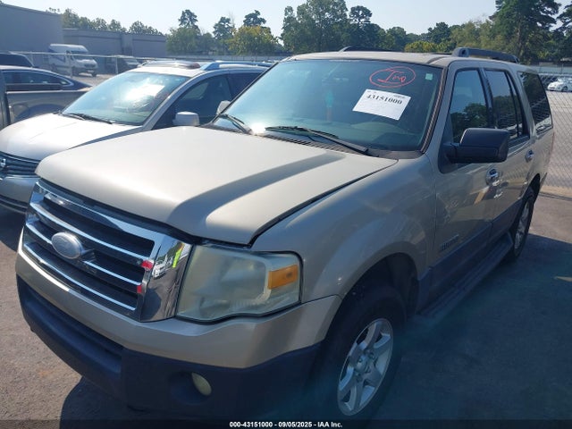 Продажа на аукционе авто 2007 Ford Expedition Xlt, vin: 1FMFU16587LA11159, номер лота: 43151000