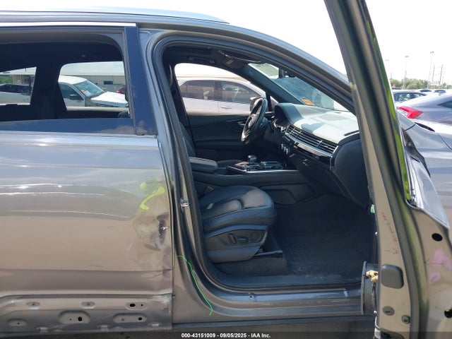 2017 AUDI Q7 WA1AAAF71HD005721 Photo 4