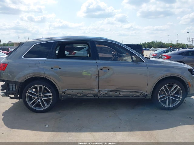 2017 AUDI Q7 WA1AAAF71HD005721 Photo 5