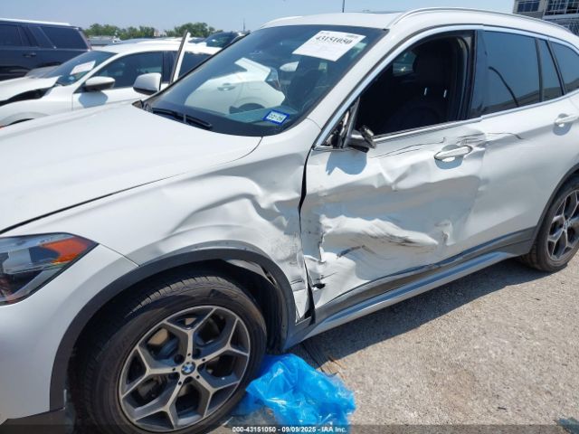 2017 BMW X1 WBXHT3Z38H4A52057 Photo 5