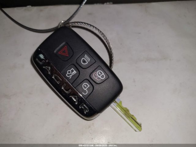 2013 JAGUAR XF SAJWA0E78D8U06145 Photo 10