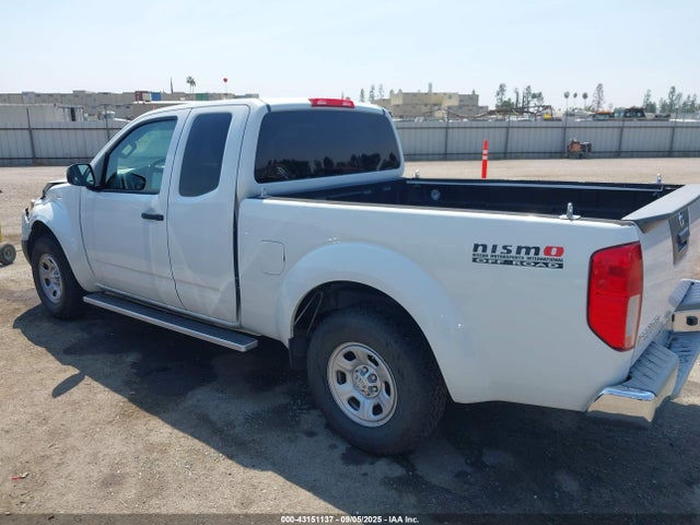 1N6BD0CT1FN734352 Nissan 2015