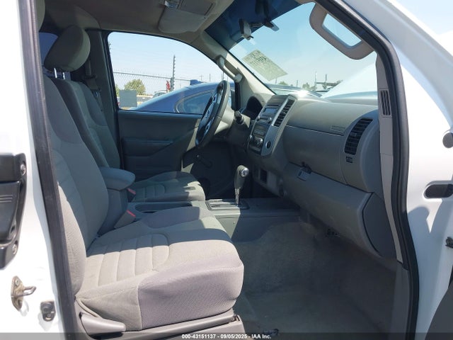 1N6BD0CT1FN734352 Nissan 2015