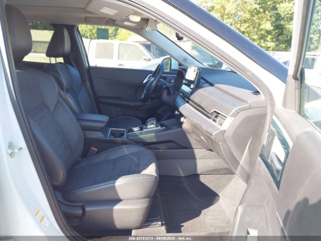 2022 MITSUBISHI OUTLANDER JA4J3UA85NZ009541 Photo 4