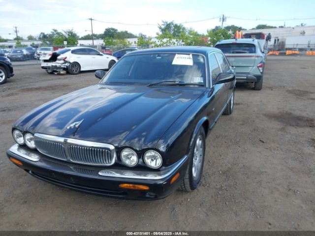 1999 JAGUAR XJ8 SAJHX6043XC856732 Photo 1