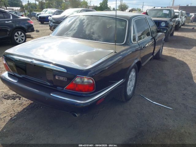 1999 JAGUAR XJ8 SAJHX6043XC856732 Photo 3