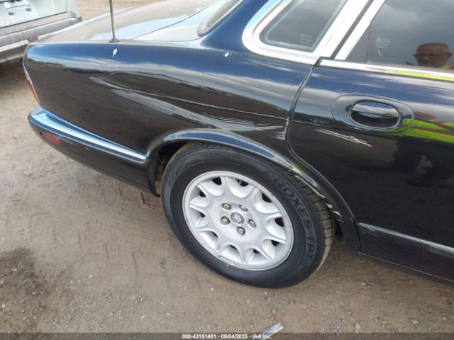 1999 JAGUAR XJ8 SAJHX6043XC856732 Photo 5