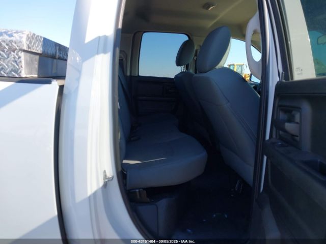 2017 RAM 1500 1C6RR6FG4HS860852 Photo 7