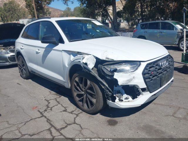 2021 AUDI SQ5 WA1B4AFY9M2036452