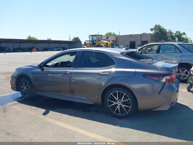 4T1G11AK4MU531729 Toyota CAMRY SE