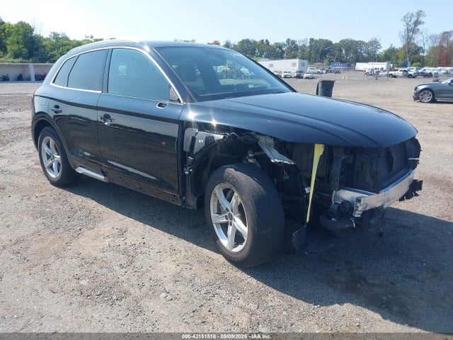 2021 AUDI Q5 WA1AAAFYXM2111583 Photo 0