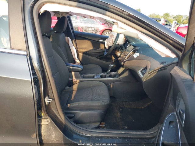 1G1BE5SM0H7156249 Chevrolet le2 -di: direct injection, vvt: variable valve timing, gen, alum