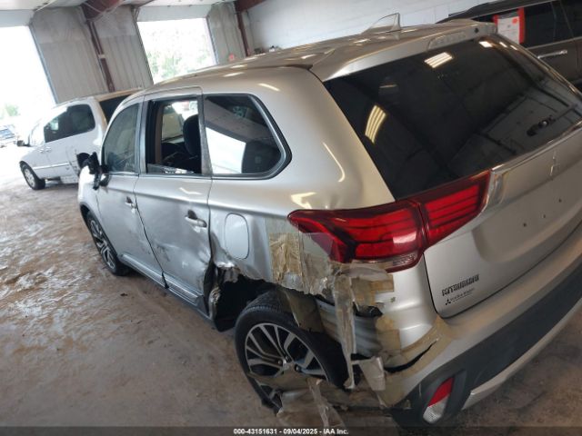 2018 MITSUBISHI OUTLANDER JA4AZ3A39JZ041786 Photo 2
