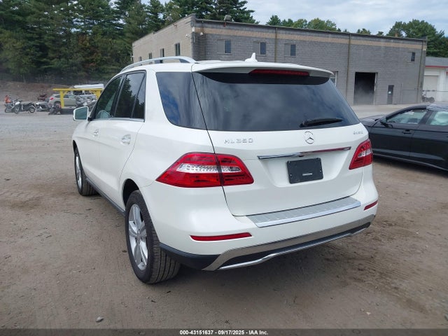 Mercedes-Benz 2015 2015 4JGDA5HB3FA583891 Image 3