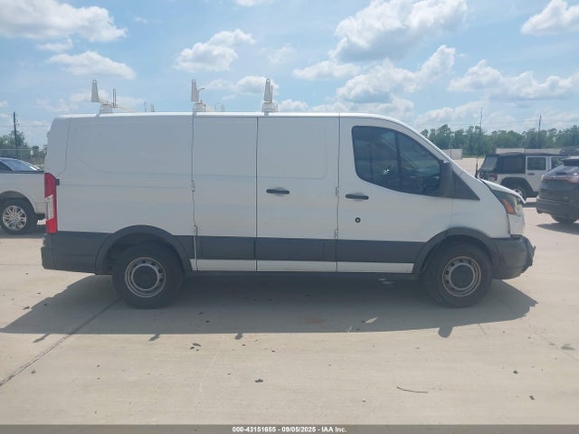 1FTNE1ZM5FKA90763 Ford 2015