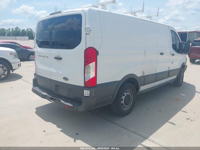 1FTNE1ZM5FKA90763 Ford 2015