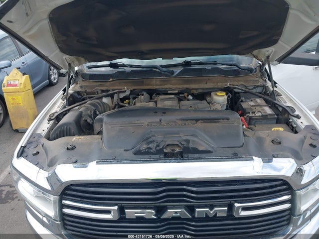3C6UR5ML6KG656590 RAM 2500