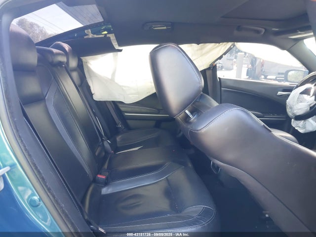 2C3CDXBGXMH530275 Dodge 2021