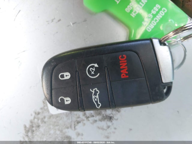Dodge 2019 2019 2C3CDXCT5KH598217 Image 11
