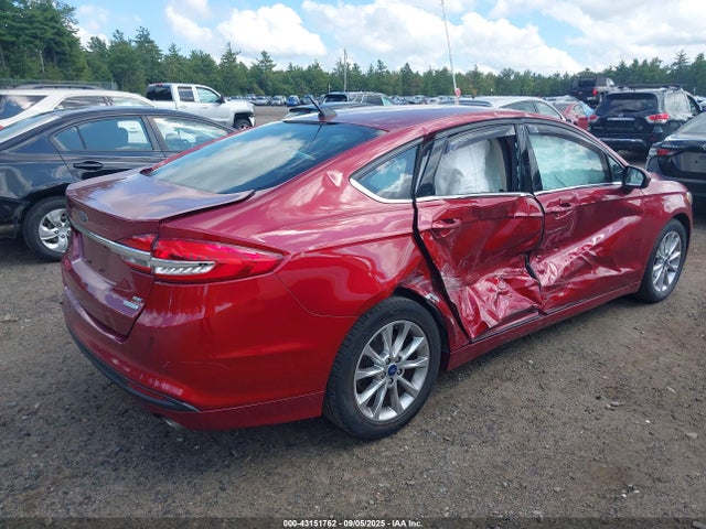 3FA6P0HD7HR410471 Ford 2017