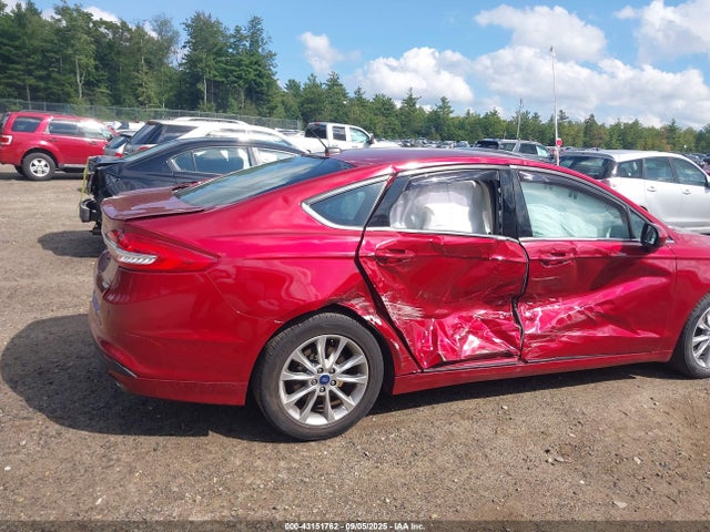 3FA6P0HD7HR410471 Ford 2017