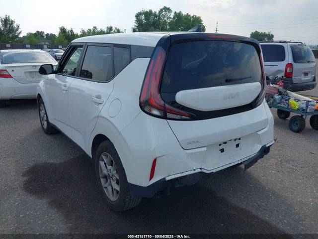 KNDJ23AU4P7853875 KIA mpi nu