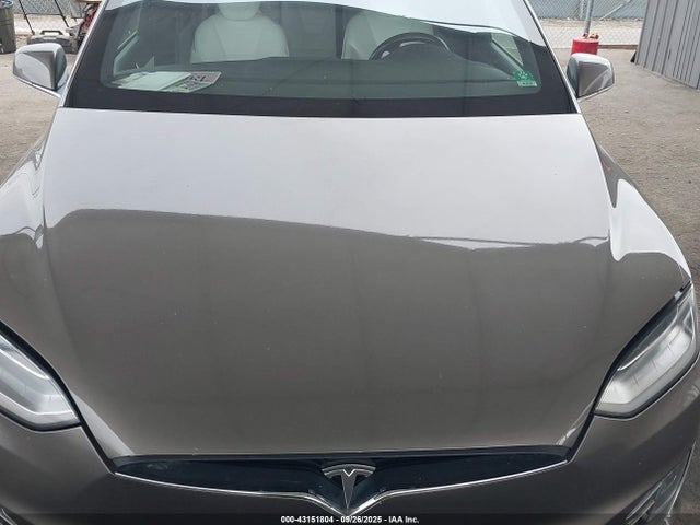 2016 TESLA MODEL X 5YJXCAE26GF006550 Photo 9