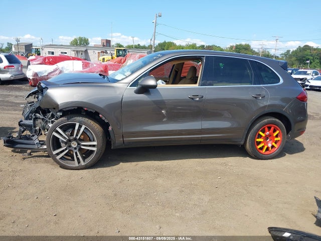Продажа на аукционе авто 2012 Porsche Cayenne, vin: WP1AA2A23CLA06583, номер лота: 43151807
