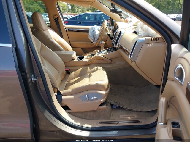 Продажа на аукционе авто 2012 Porsche Cayenne, vin: WP1AA2A23CLA06583, номер лота: 43151807