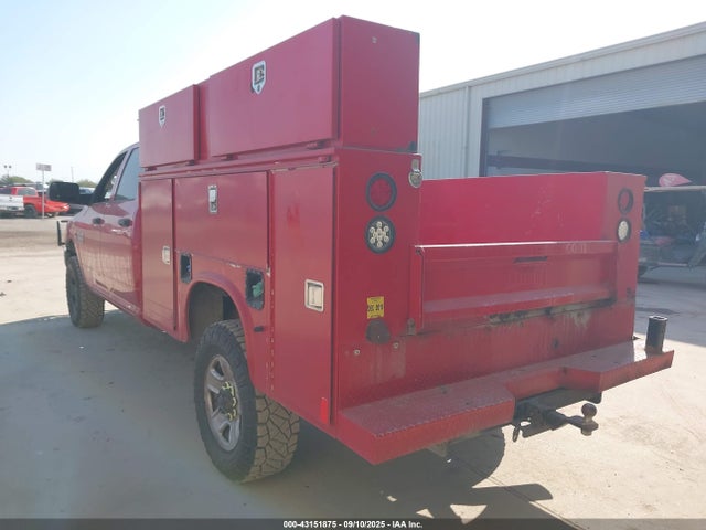 43151875 :رقم المزاد ، 3C63R3GL3HG785469 vin ، 2017 Ram 3500 Tradesman  4x4 8' Box مزاد بيع